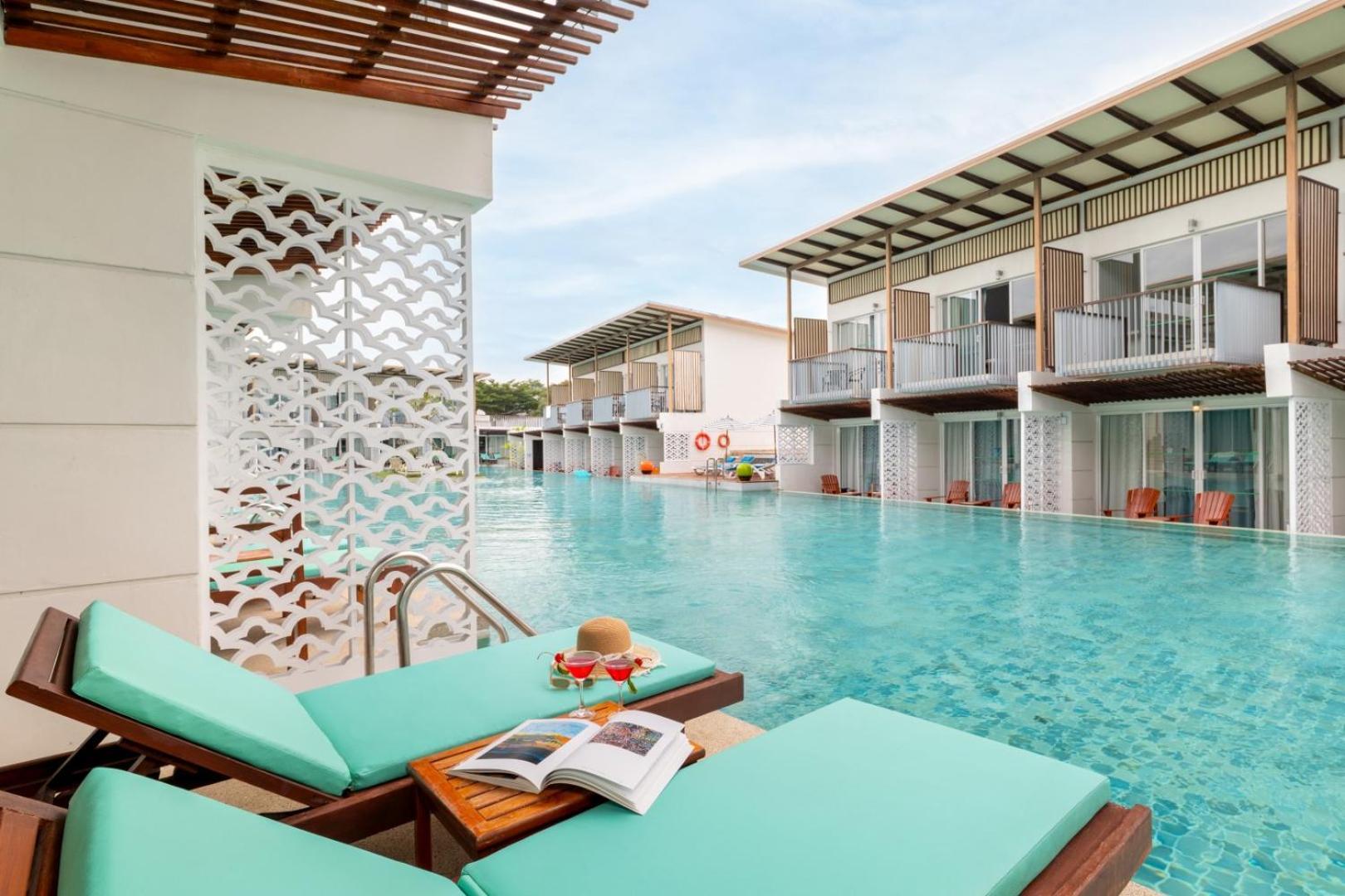 The Briza Beach Resort, Khao Lak Sha Extra Plus Екстериор снимка