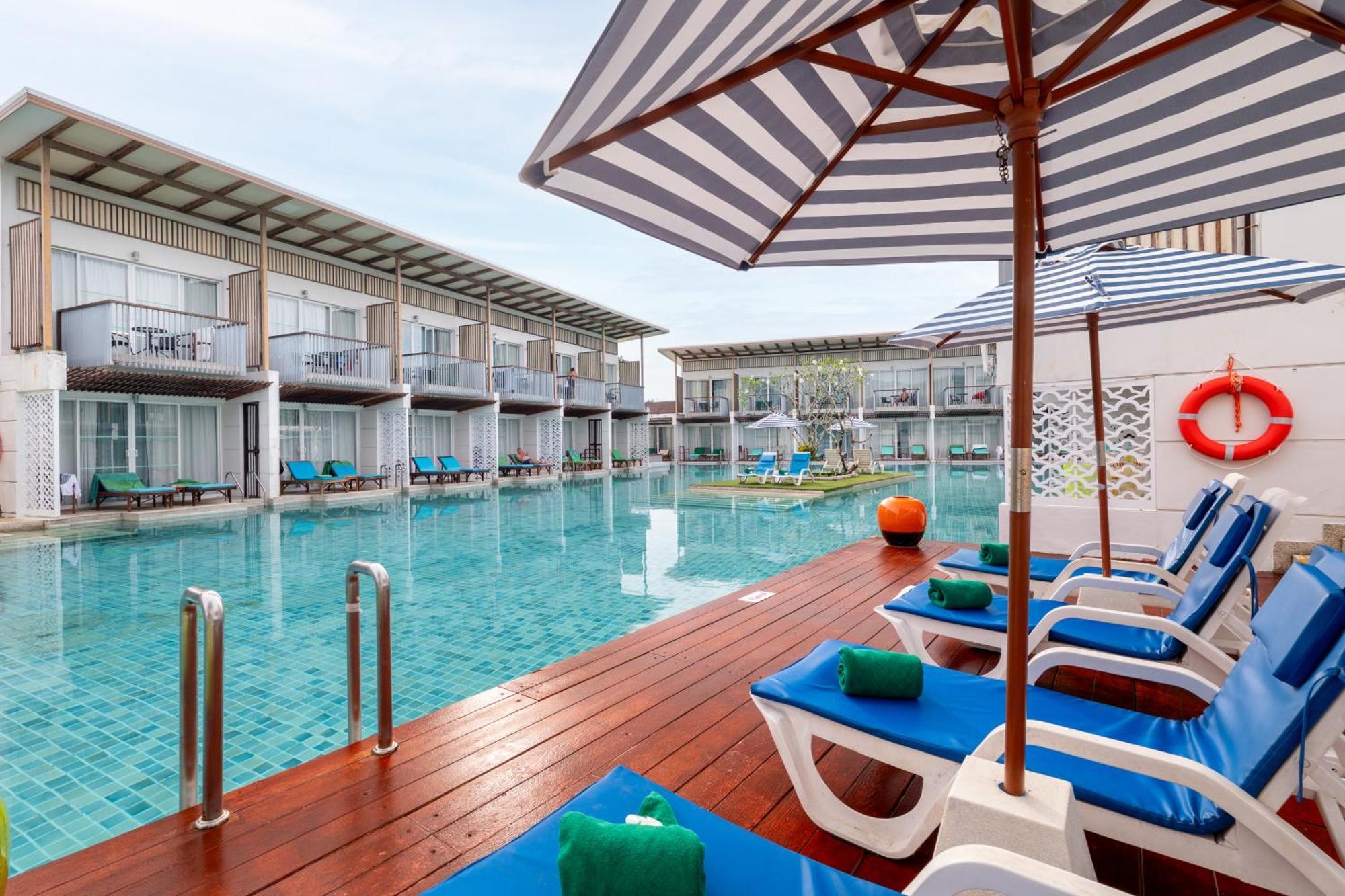 The Briza Beach Resort, Khao Lak Sha Extra Plus Екстериор снимка