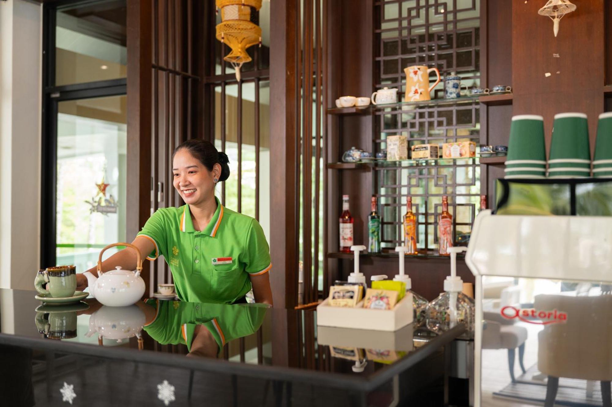 The Briza Beach Resort, Khao Lak Sha Extra Plus Екстериор снимка