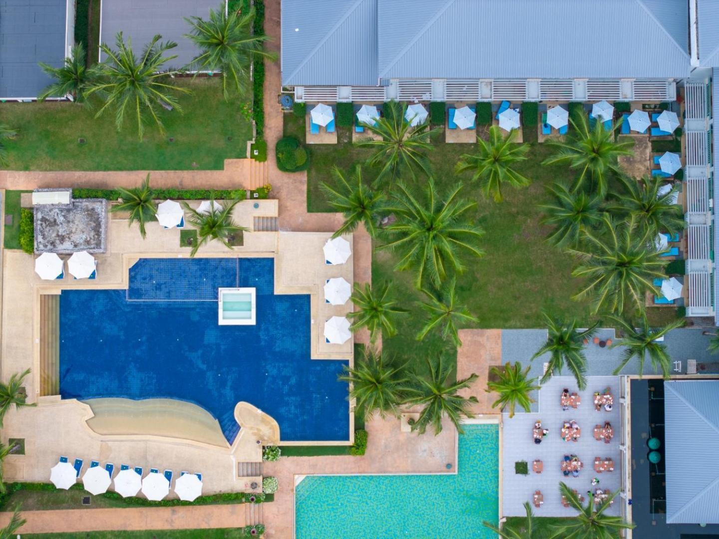 The Briza Beach Resort, Khao Lak Sha Extra Plus Екстериор снимка
